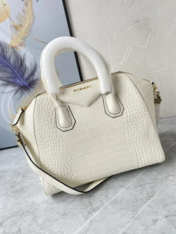 givenchy aaa qualite sac a main  pour femme s_11b55252